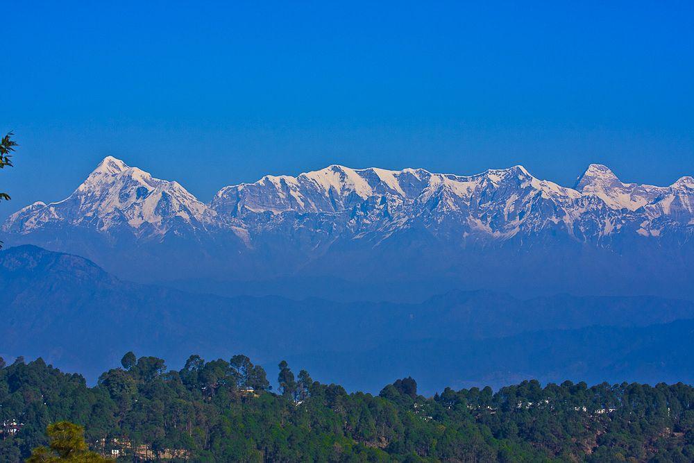 Chevron Rosemount Hotel Ranikhet Buitenkant foto